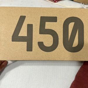450 Yeezys they new but they small for me